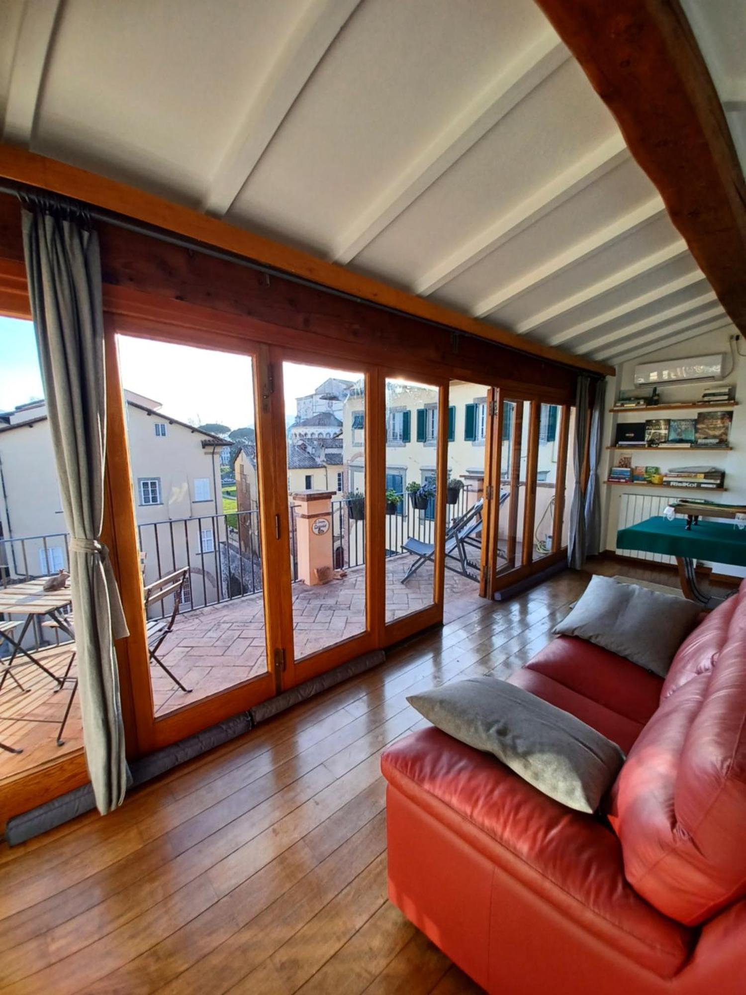 Terrazza Coccode' Spazioso Con Vista Mozzafiato! لوكا المظهر الخارجي الصورة