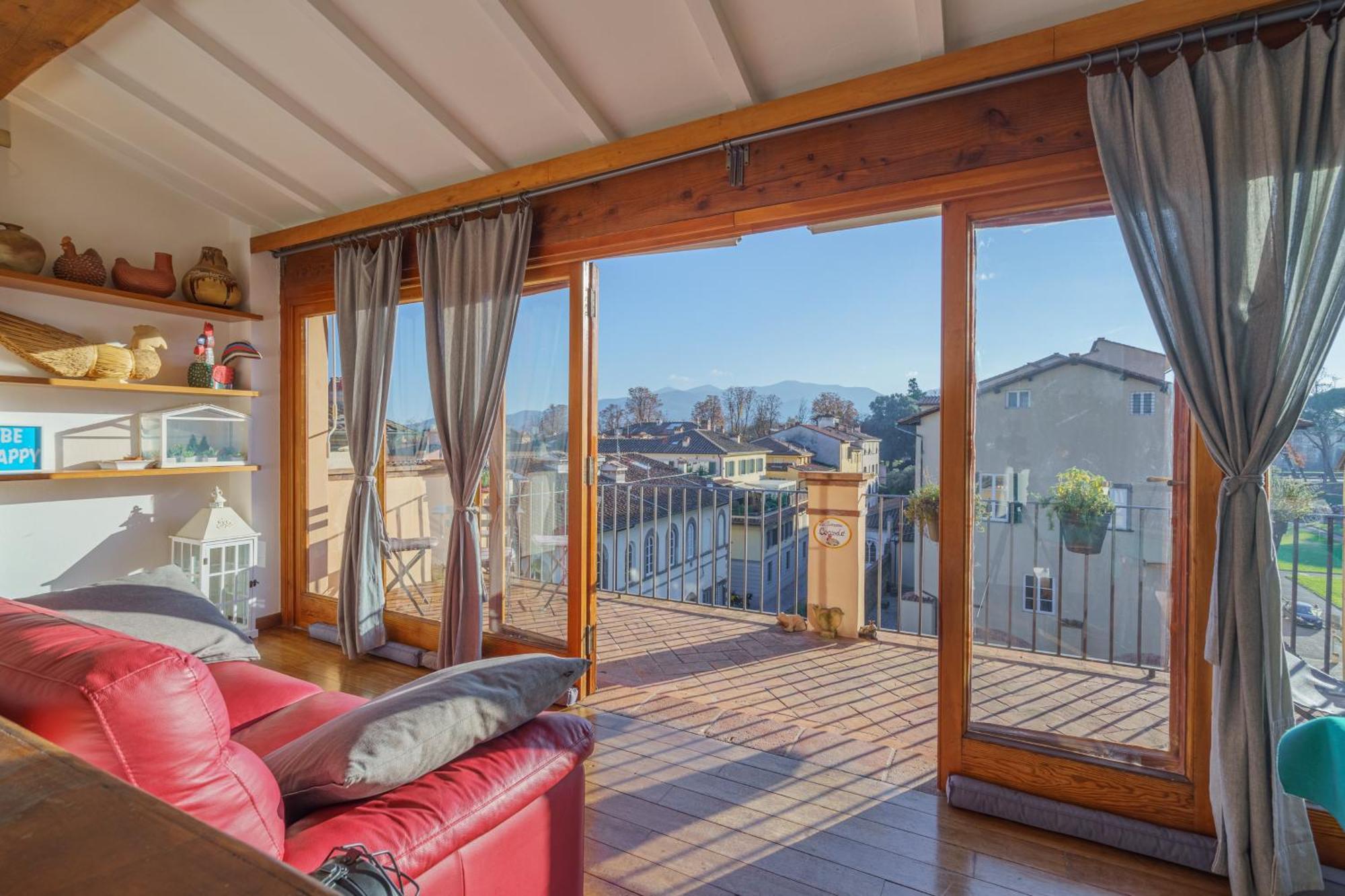 Terrazza Coccode' Spazioso Con Vista Mozzafiato! لوكا المظهر الخارجي الصورة